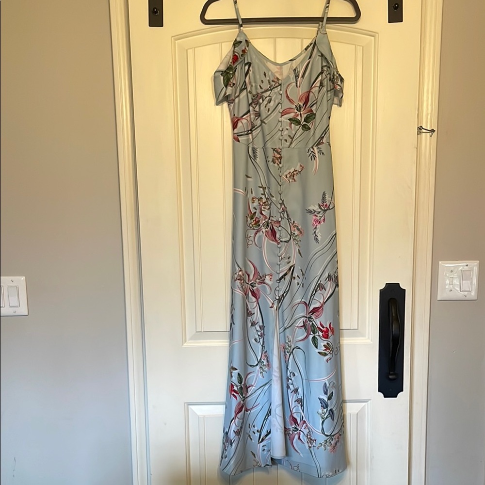 Elegant Floral Cold-Shoulder Maxi Dress in Light Blue